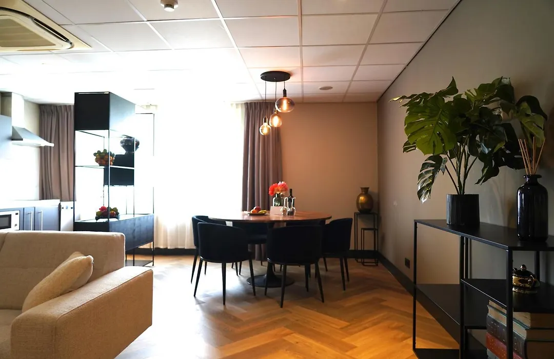 Hotel Alkmaar - Bar & Restaurant - Meeting & Events-1